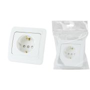 Розетка 2П+З 16А  c защитными шторками белая «Валдай» (пром. упаковка)TDM