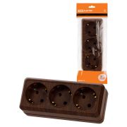 Розетка 3-х местная горизонтальная 2П+3 открытой установки IP20 16A бук «Ладога» TDM